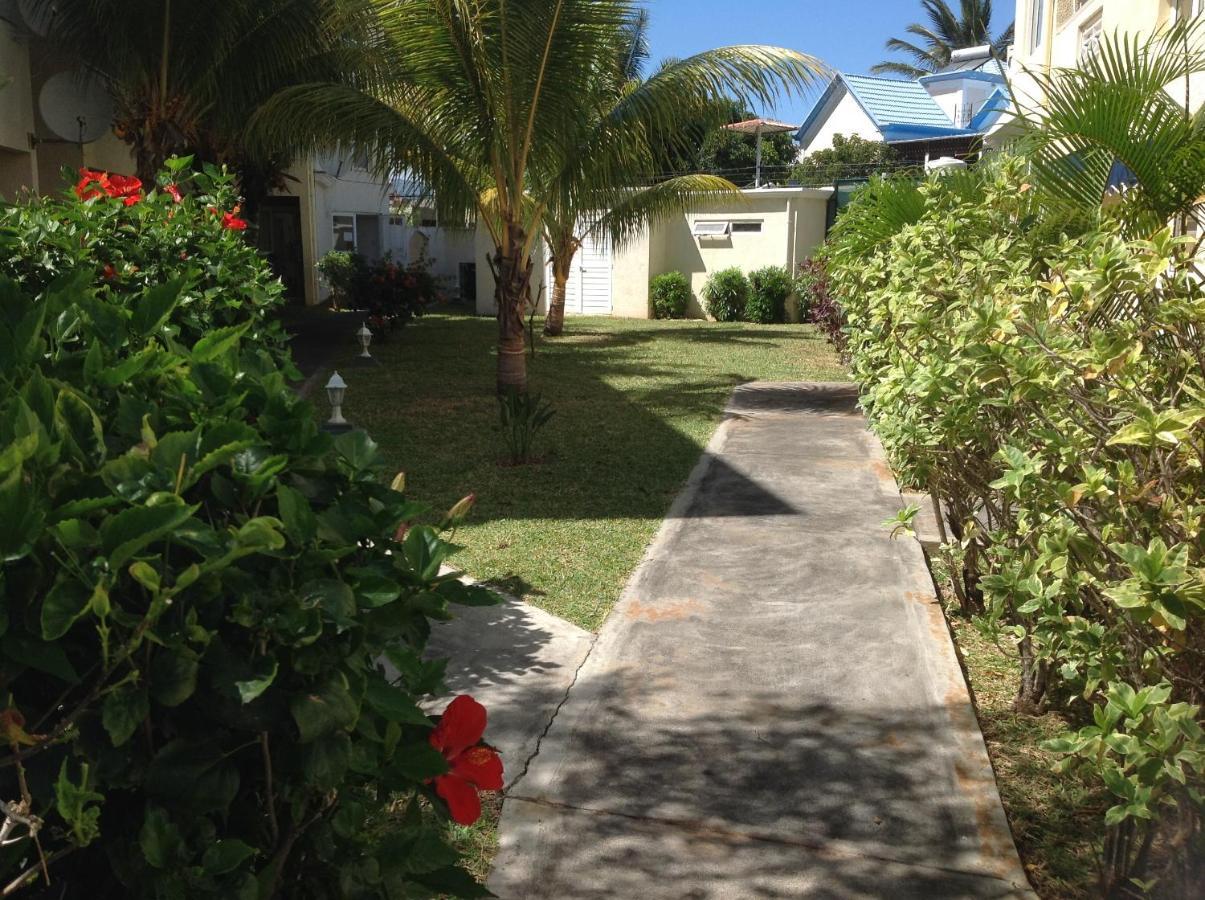 Lovely Apartment In Flic En Flac, Close To The Beach And All Amenities. Dış mekan fotoğraf