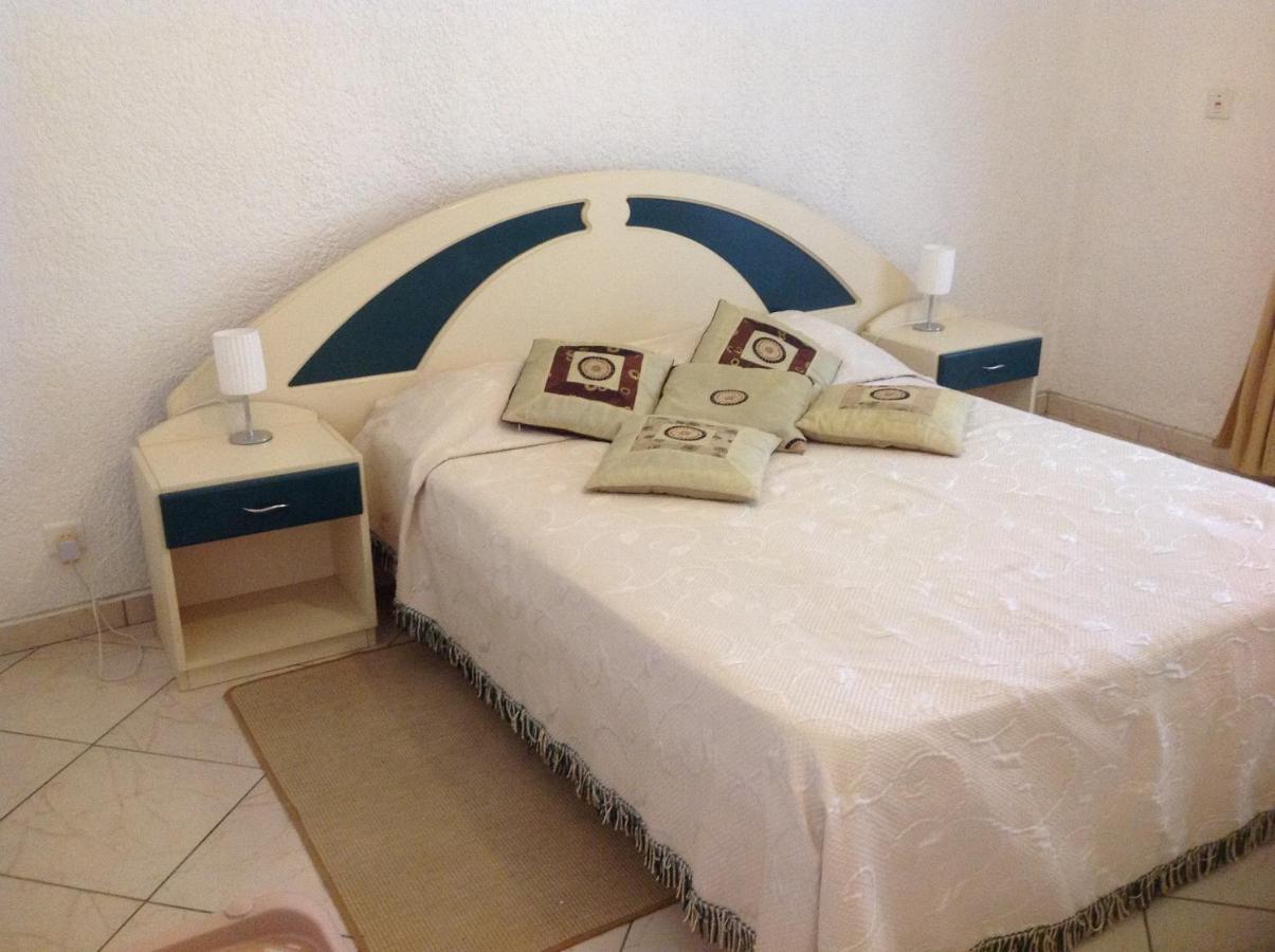 Lovely Apartment In Flic En Flac, Close To The Beach And All Amenities. Dış mekan fotoğraf