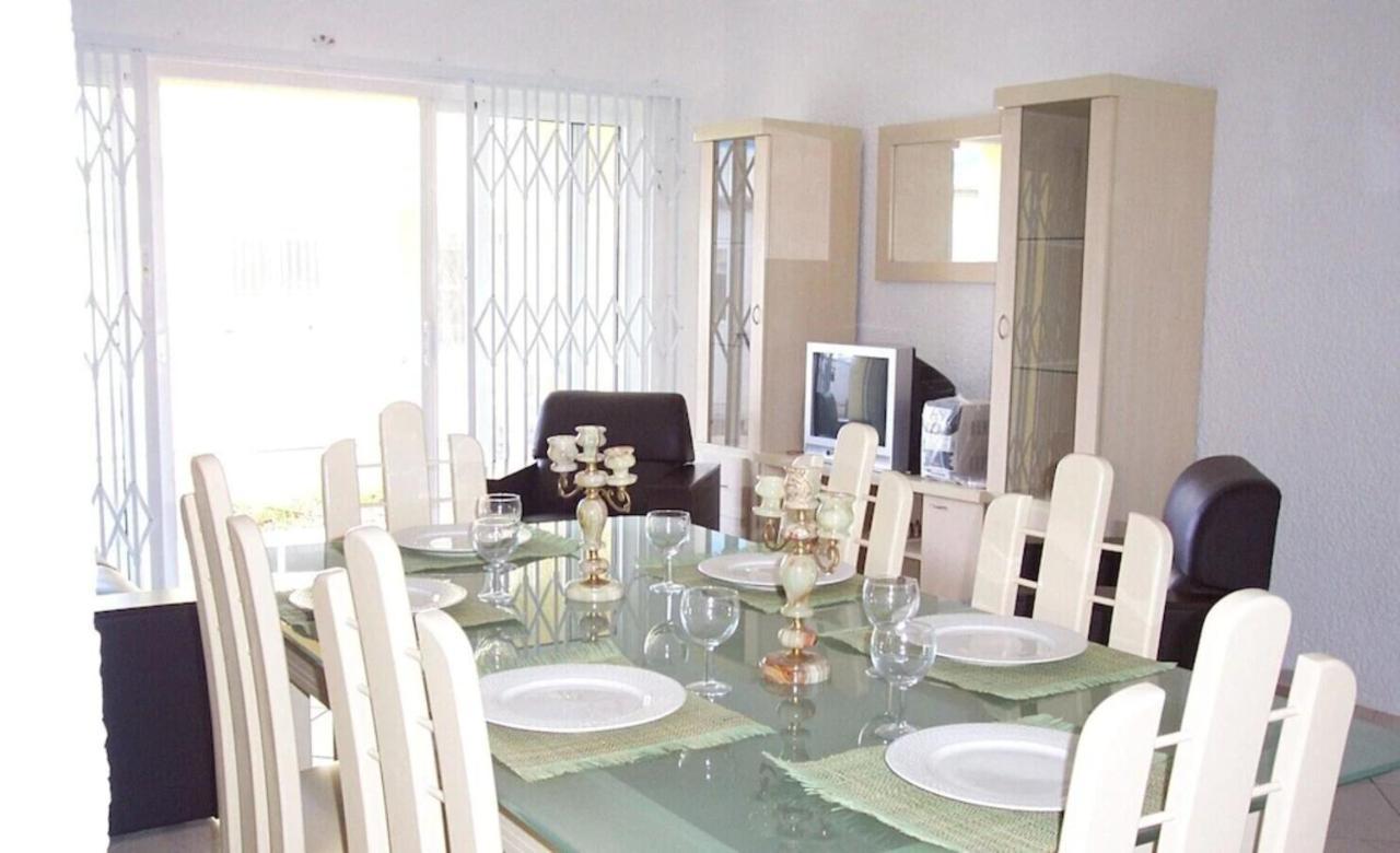 Lovely Apartment In Flic En Flac, Close To The Beach And All Amenities. Dış mekan fotoğraf