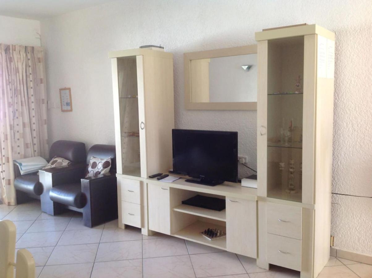 Lovely Apartment In Flic En Flac, Close To The Beach And All Amenities. Dış mekan fotoğraf