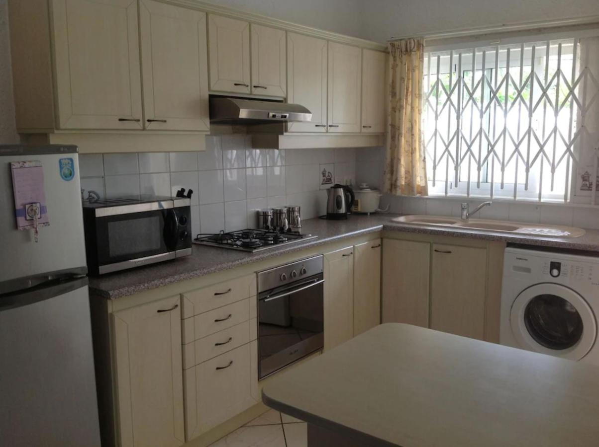 Lovely Apartment In Flic En Flac, Close To The Beach And All Amenities. Dış mekan fotoğraf
